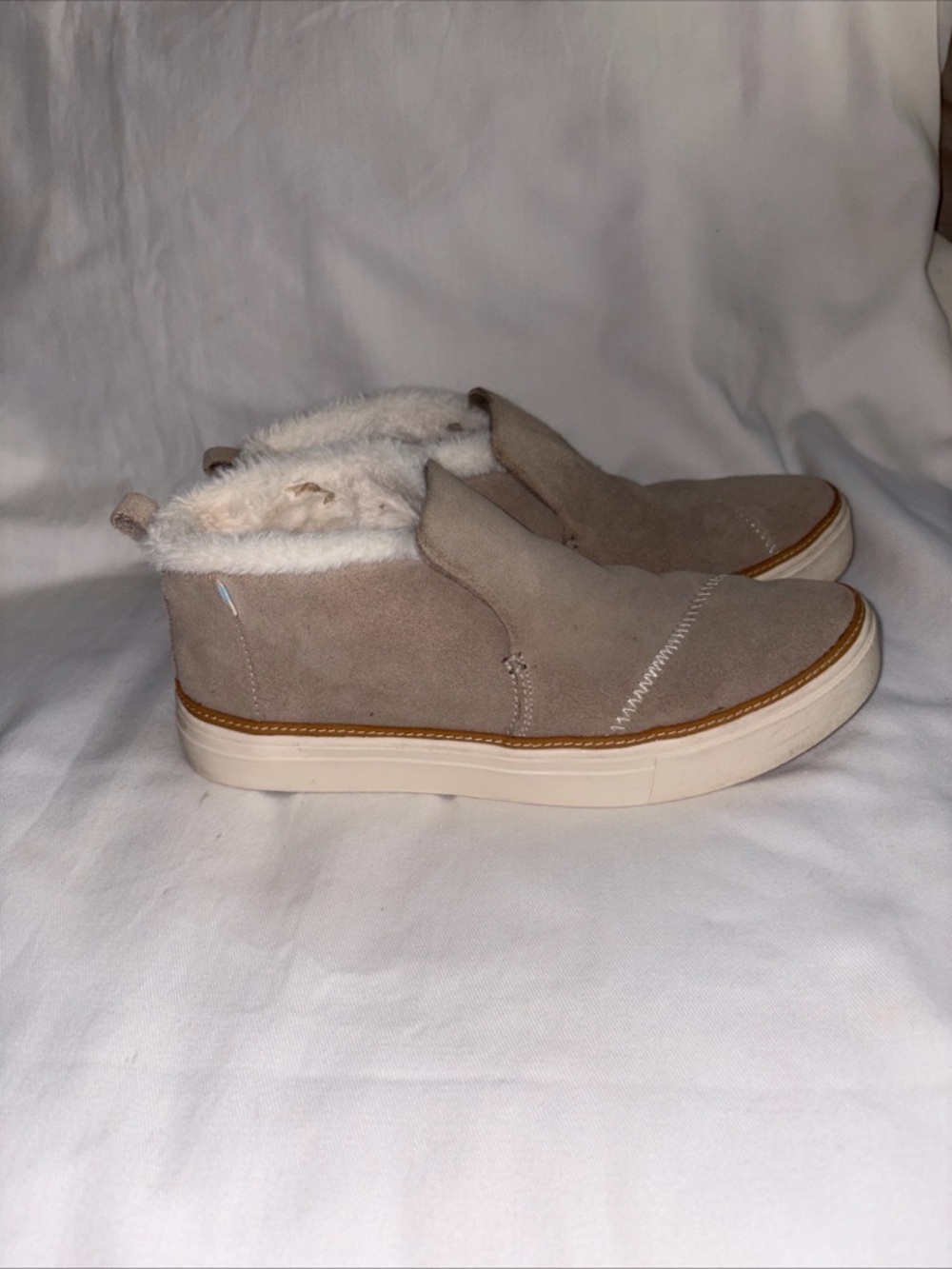 TOMS Women's Paxton Slip-on Ankle Booties Fur Lined Grey Suede. Size 9